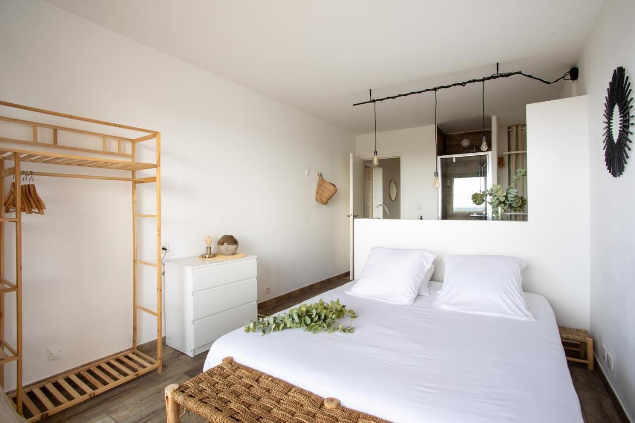 Agréable appartement avec vue mer et Parking Antibes Extérieur photo