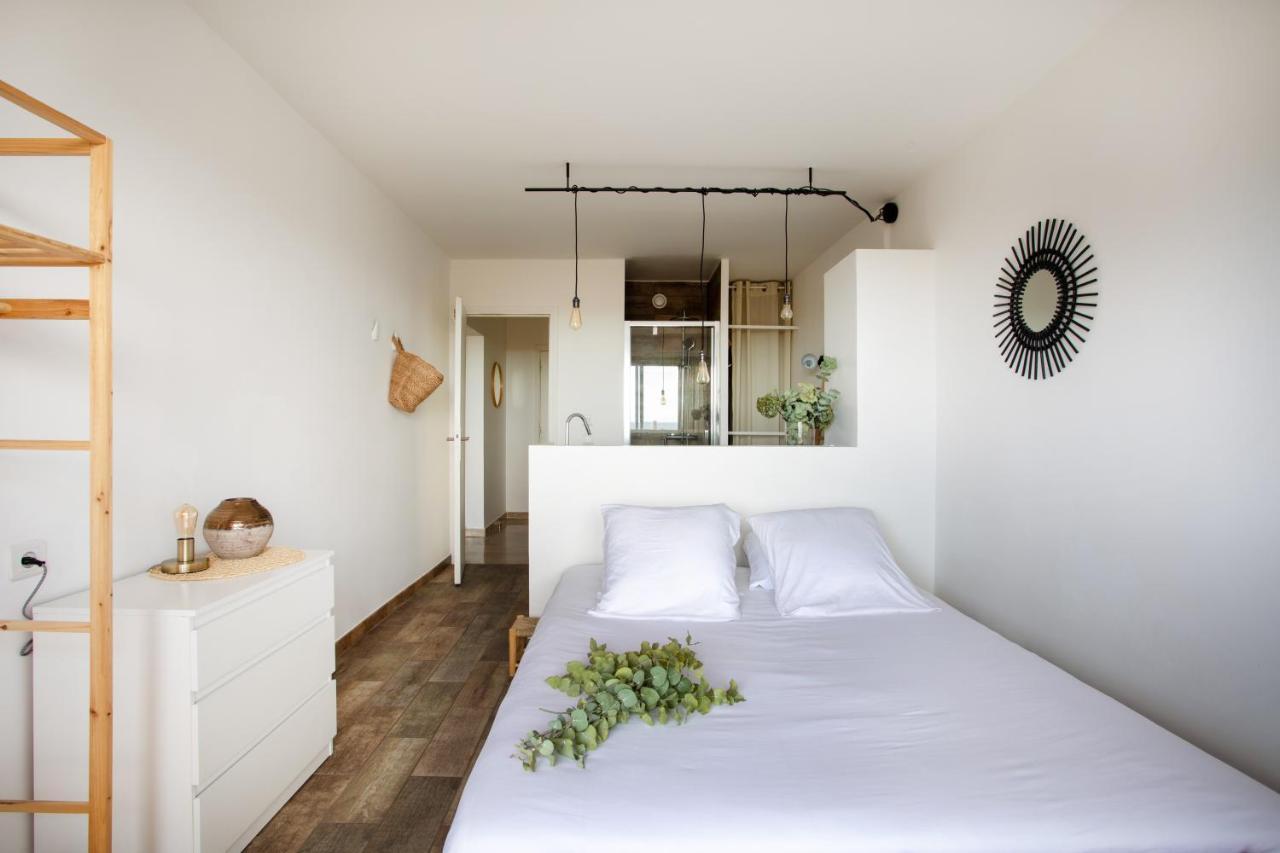 Agréable appartement avec vue mer et Parking Antibes Extérieur photo